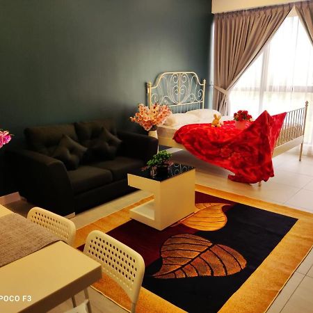 Cozy Studio Unit,Cyberjaya,Wifi, Netflix,Free Parking Luaran gambar