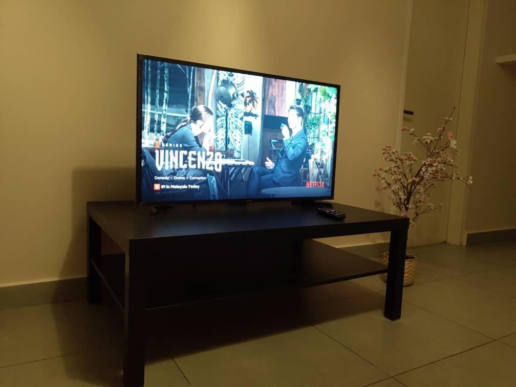 Cozy Studio Unit,Cyberjaya,Wifi, Netflix,Free Parking Luaran gambar