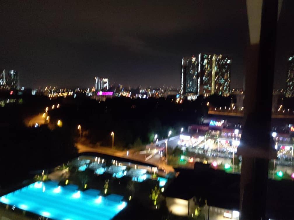 Cozy Studio Unit,Cyberjaya,Wifi, Netflix,Free Parking Luaran gambar