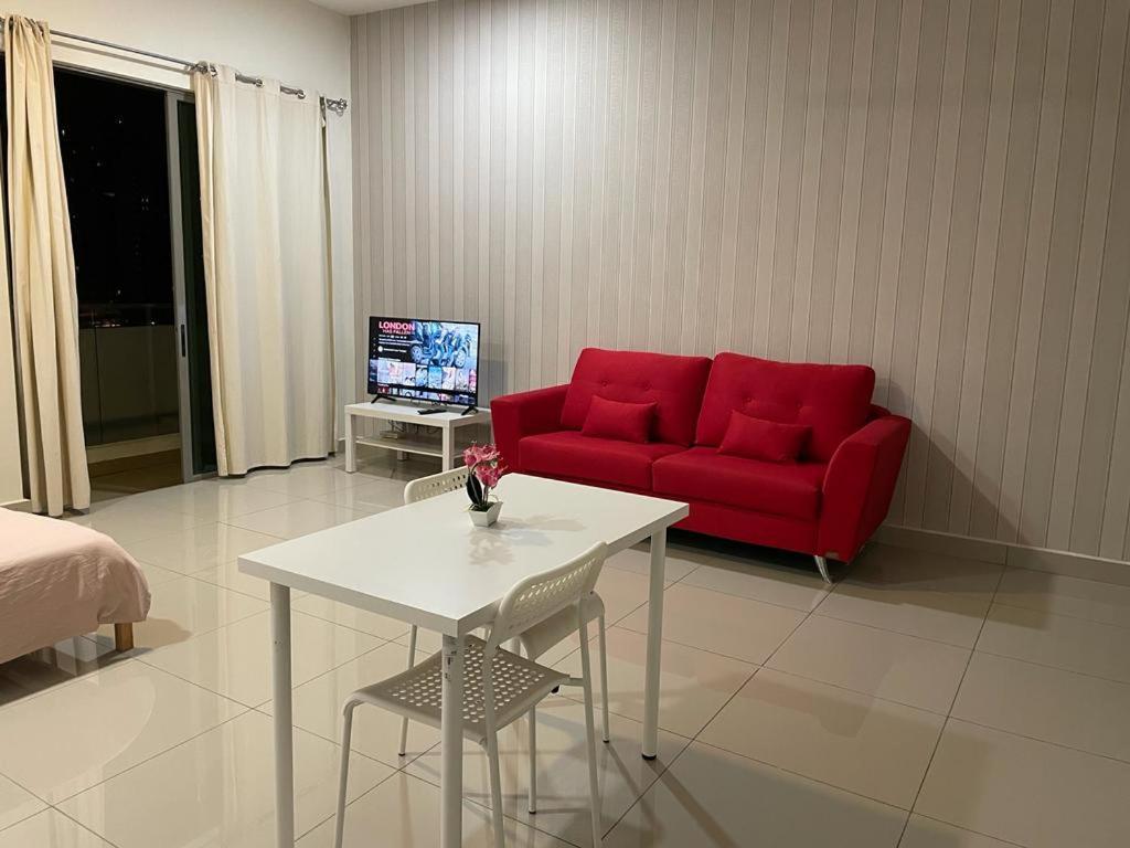 Cozy Studio Unit,Cyberjaya,Wifi, Netflix,Free Parking Luaran gambar