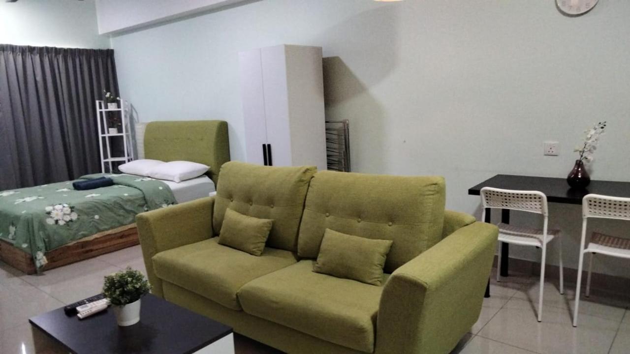 Cozy Studio Unit,Cyberjaya,Wifi, Netflix,Free Parking Luaran gambar