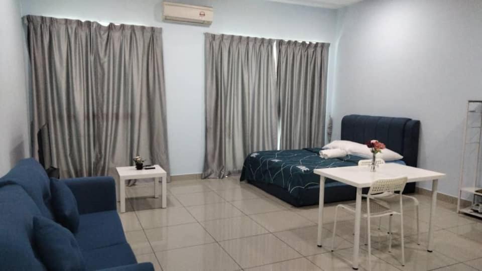 Cozy Studio Unit,Cyberjaya,Wifi, Netflix,Free Parking Luaran gambar