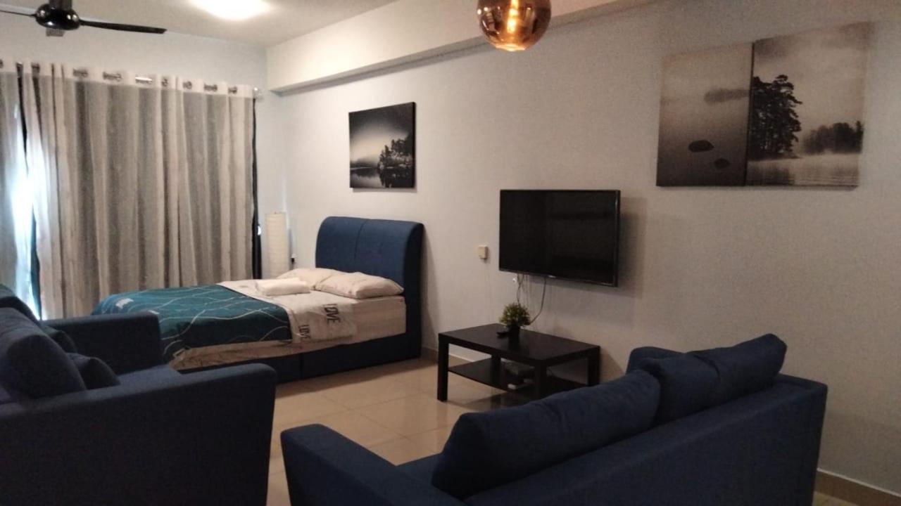 Cozy Studio Unit,Cyberjaya,Wifi, Netflix,Free Parking Luaran gambar